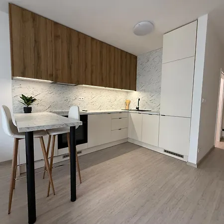 Modern Premium Private Parking Apartmán *